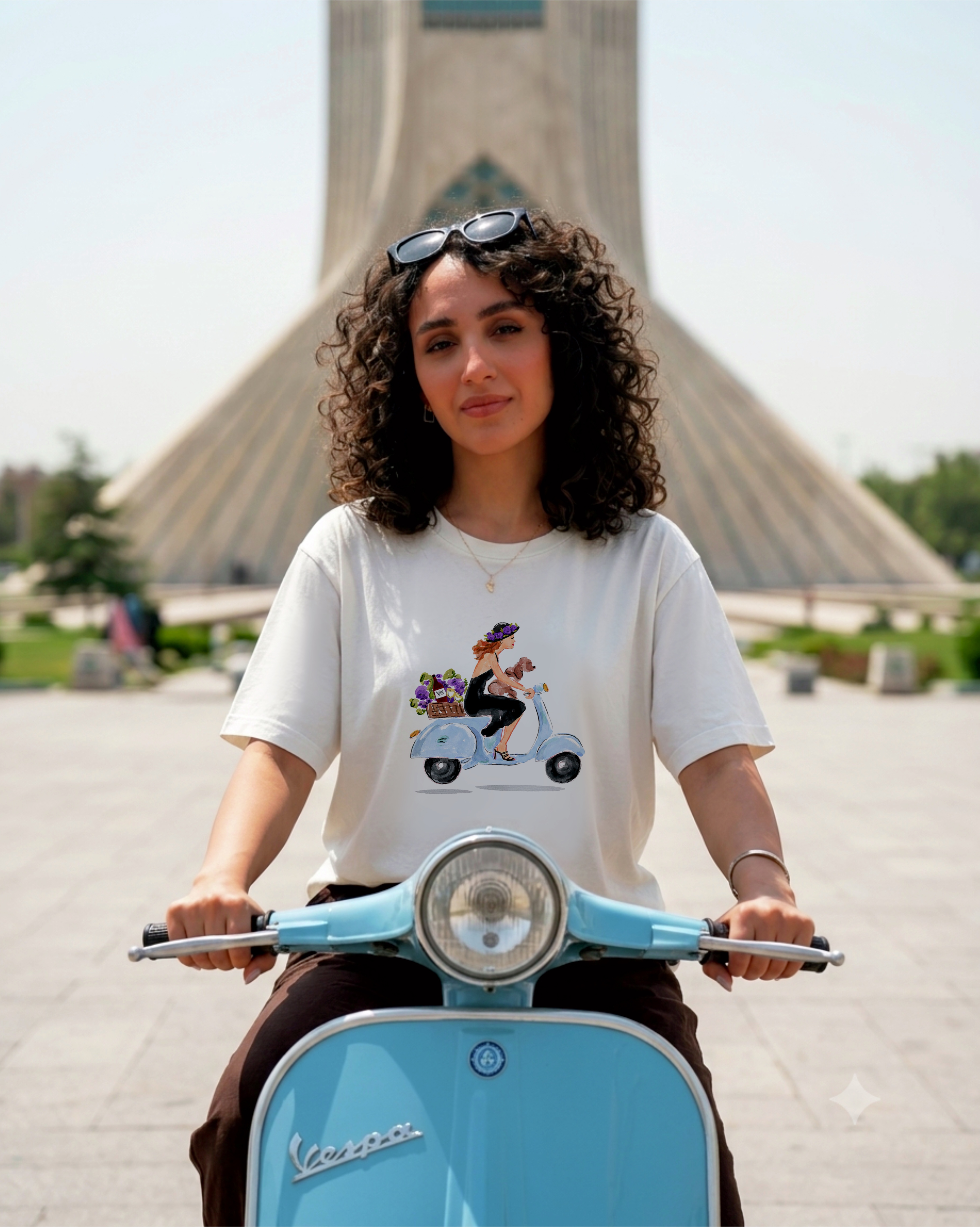 تی شرت زنانه مدل موتورسوار رنگ آبی